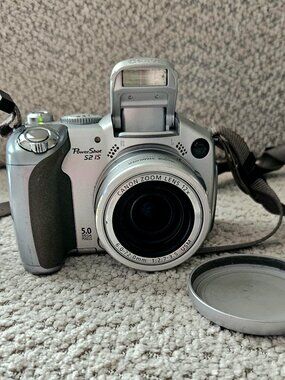 Canon PowerShot S2 IS Digital Camera – 12x Optical Zoom - Working